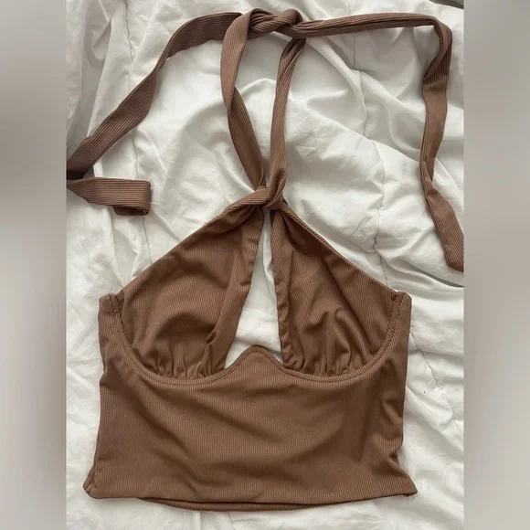 Princess Polly Brown Halter Top - Picture 1 of 3